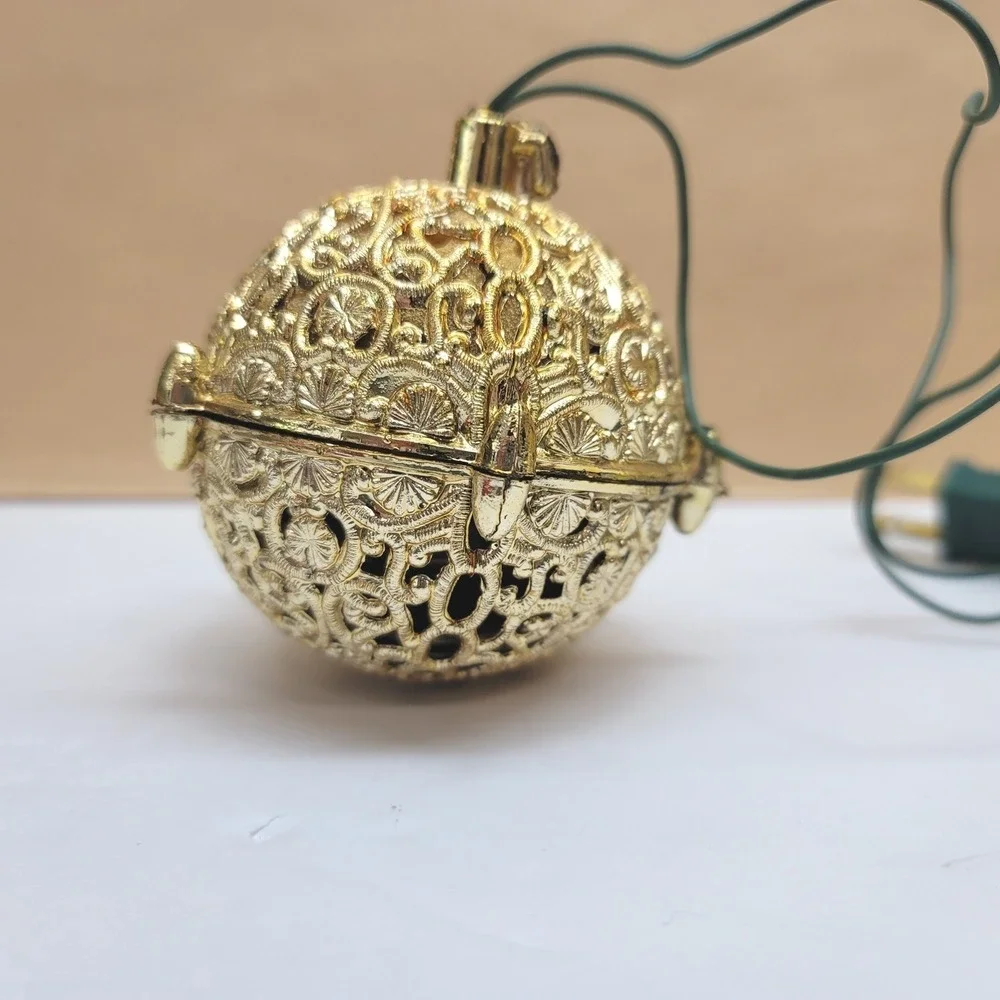 Vtg Everglow Chirping Ball Ornament Gold Filigree Bird Sound-Works